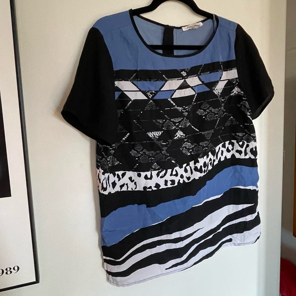 Kenneth Cole short sleeve blouse